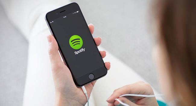 Mirando na expansão de usuários, Spotify libera 'meia-entrada' para  estudantes